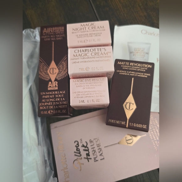 NEW! Charlotte Tilbury, Darling Get Your Glow On Pouch + 7 Piece Bundle - Picture 6 of 8